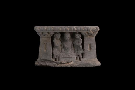 Image of Buddha and devotees