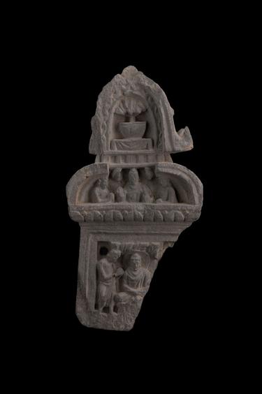 Image of Buddha with devotees; adoration of the alms-bowl