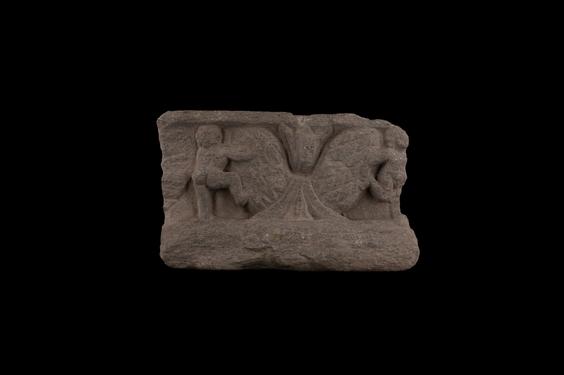 Image of Garland bearers