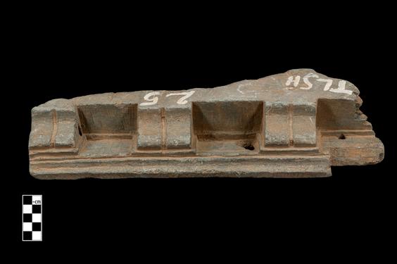 Image of Bracketed cornice