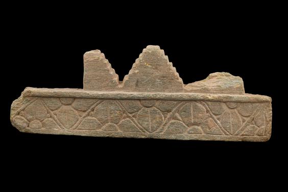 Image of Cornice with stepped pyramids